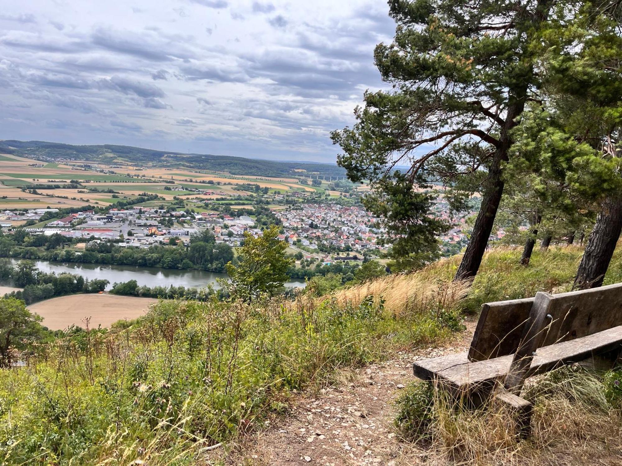 Вілла Ferienhaus Weinbergblick - Nahe Wuerzburg - 2 Schlafzimmer - Familienfreundlich - Terrasse Unterleinach Екстер'єр фото